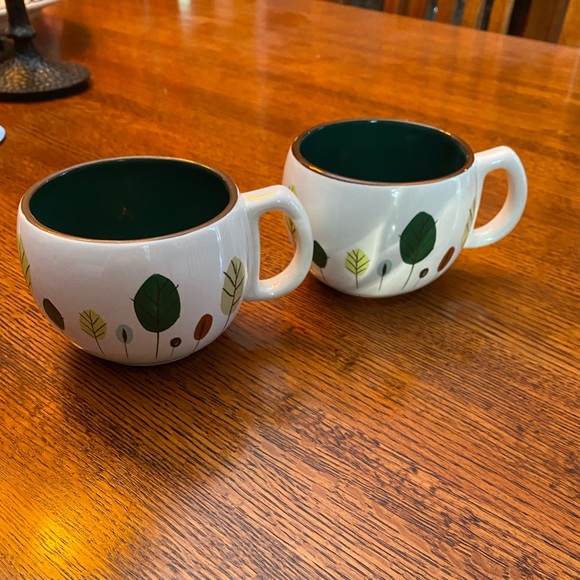 Starbucks mugs set